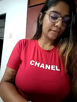 Sofythom1 online show from April 30, 2:18 am