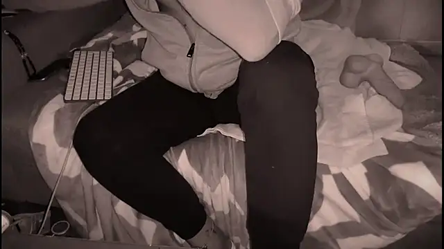 Snapshot of swissMen_DE chatting on January 2, 10:16 am swissMen DE online show from January 2, 10:16 am