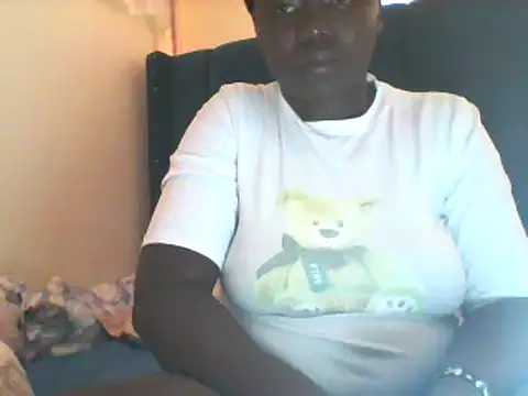 Snapshot of crazy_baby00 chatting on December 10, 1:00 pm crazy baby00 online show from December 10, 1:00 pm