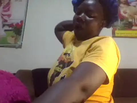 Snapshot of crazy_baby00 chatting on January 19, 2:15 am crazy baby00 online show from January 19, 2:15 am