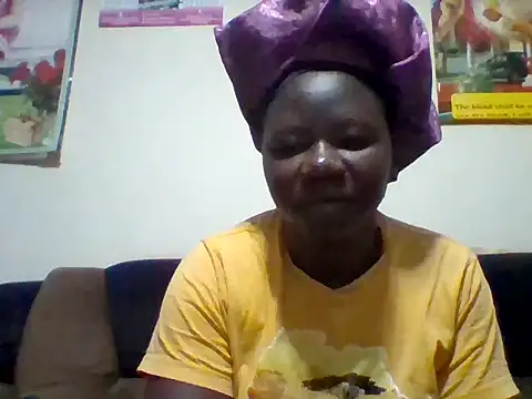 Snapshot of crazy_baby00 chatting on March 3, 12:39 am crazy baby00 online show from March 3, 12:39 am