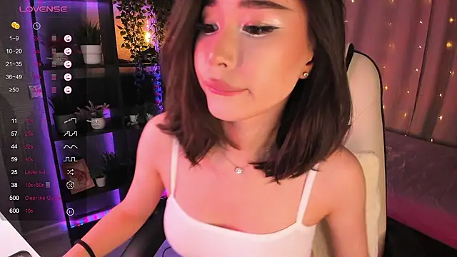 sensualily online show from November 21, 3:33 pm