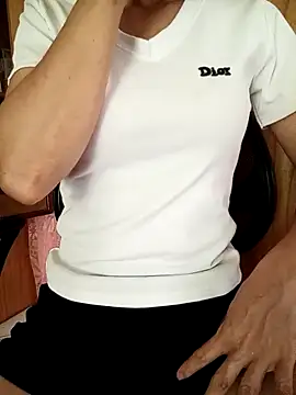 YunLem online show from October 5, 1:59 am