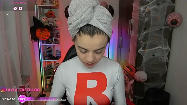 Layla castilloo online show from October 31, 4:52 pm