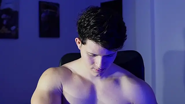 Hazzan Velez online show from January 6, 1:09 am