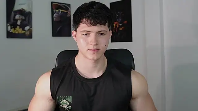 Hazzan Velez online show from April 7, 11:15 pm