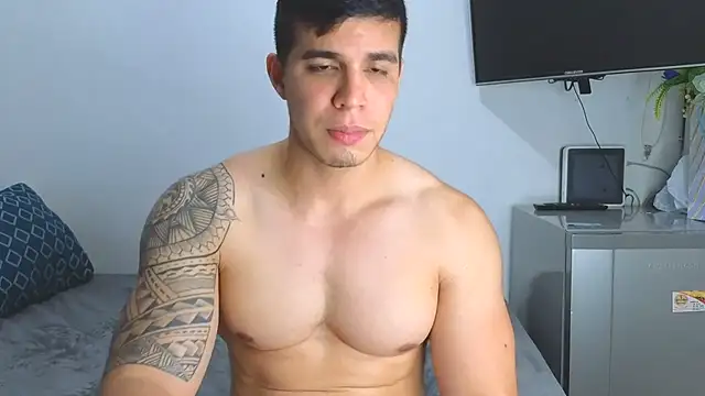 Snapshot of Ethanstill1 chatting on September 10, 2:55 am Ethanstill1 online show from September 10, 2:55 am