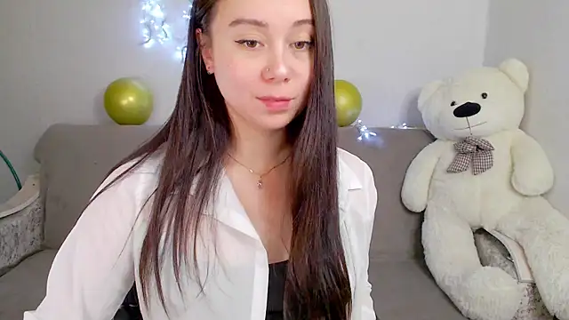 Snapshot of AlinaWett chatting on September 23, 9:29 pm AlinaWett online show from September 23, 9:29 pm