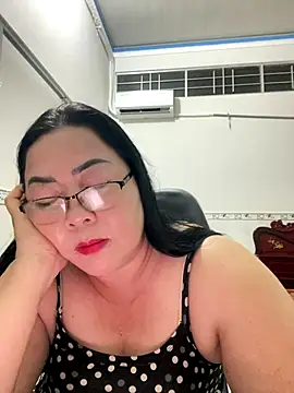 NDith online show from November 17, 1:06 pm