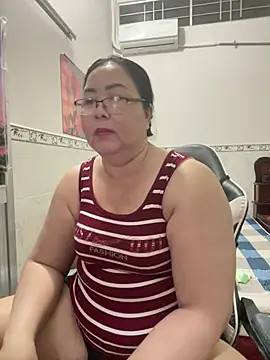 NDith online show from February 4, 12:22 pm