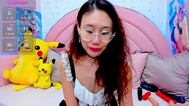 Nao  Chan  online show from March 19, 1:21 am