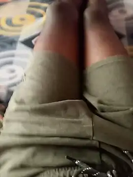 Snapshot of TeluguModda99 chatting on February 27, 6:40 am TeluguModda99 online show from February 27, 6:40 am