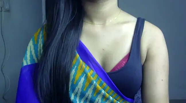 Snapshot of your_ishani chatting on December 11, 7:46 pm your ishani online show from December 11, 7:46 pm