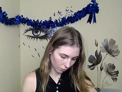 StrangerGi online show from January 4, 4:11 pm