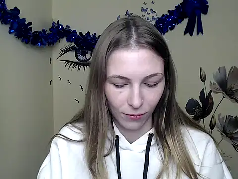 StrangerGi online show from February 5, 4:14 pm