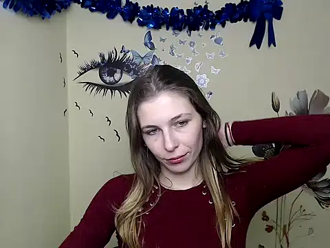 StrangerGi online show from February 6, 1:10 pm