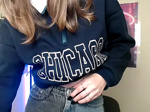 StrangerGi online show from October 25, 6:10 am