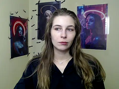 Snapshot of StrangerGi chatting on February 23, 12:46 pm StrangerGi online show from February 23, 12:46 pm