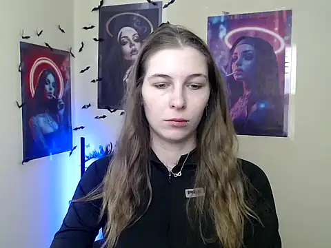 Snapshot of StrangerGi chatting on February 25, 7:07 am StrangerGi online show from February 25, 7:07 am