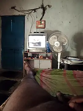 RoundHandler3 online show from January 8, 9:11 am