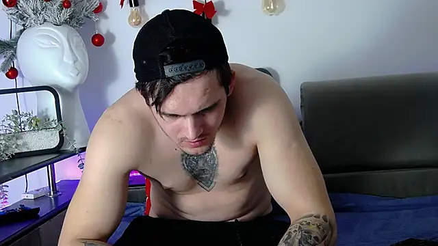 CarterCole online show from January 5, 12:53 pm