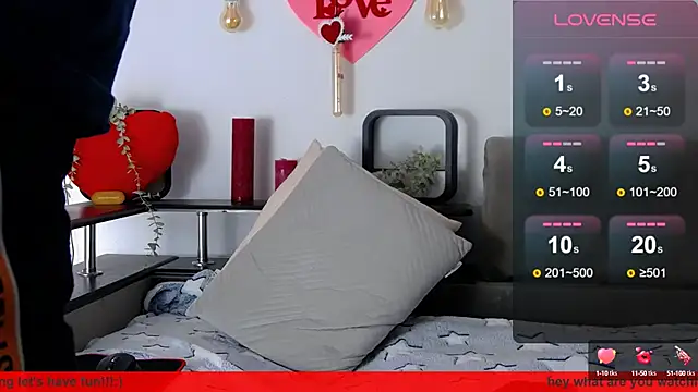 CarterCole online show from February 17, 10:29 am