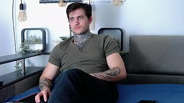 CarterCole online show from March 9, 6:00 pm