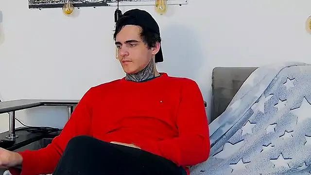 CarterCole online show from January 8, 11:12 am