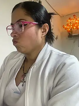 Sweet  Nurse1 online show from March 11, 9:43 pm