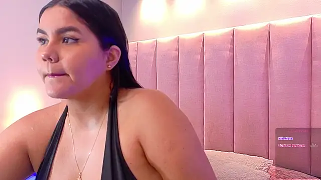 KeilyRoss online show from February 14, 9:00 pm