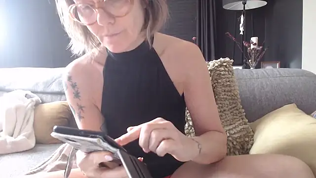 godinflower online show from January 28, 9:30 am