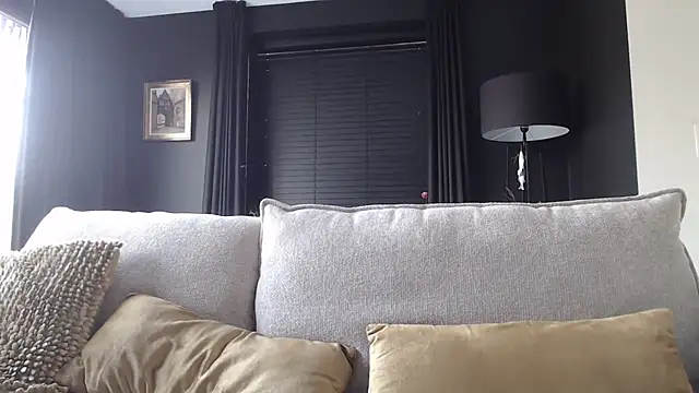 godinflower online show from February 19, 9:17 am