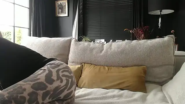 godinflower online show from September 15, 7:30 am