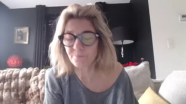 godinflower online show from January 12, 9:36 am