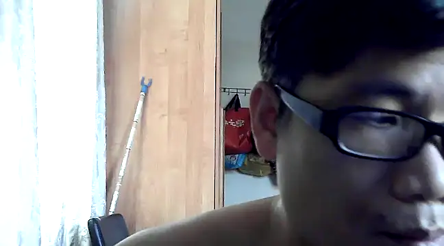 findagirlfriend online show from December 6, 8:37 am