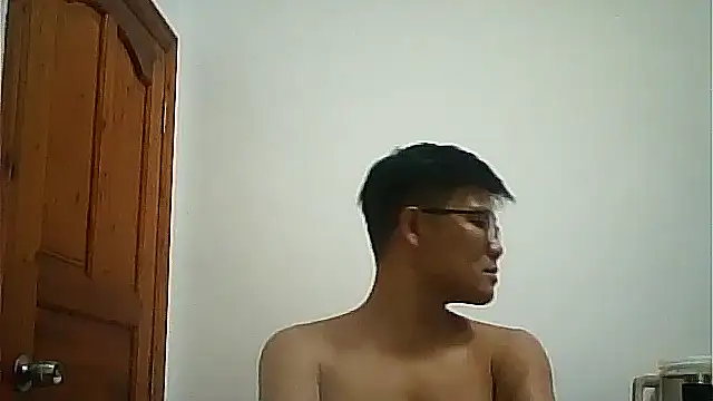 findagirlfriend online show from April 22, 9:44 am