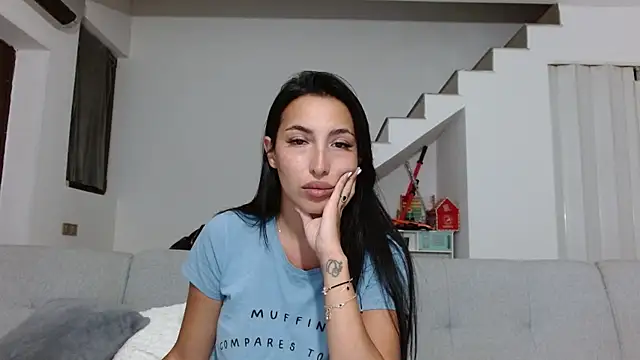 Gabrielaaxxx online show from January 23, 7:18 pm