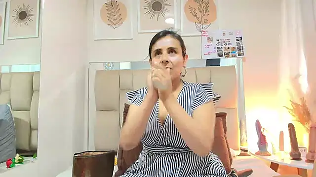Snapshot of _Marcela__ chatting on July 9, 11:58 am Marcela online show from July 9, 11:58 am