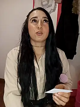 Juanamd1 online show from December 30, 9:16 am