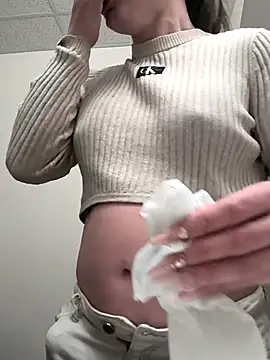 ImCarolinaCutiexxx online show from October 10, 4:11 am