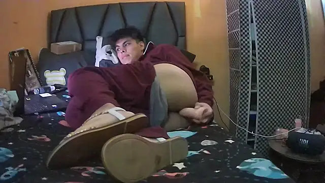 Snapshot of diegotorresd2312 chatting on November 3, 6:03 am diegotorresd2312 online show from November 3, 6:03 am