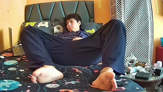 Snapshot of diegotorresd2312 chatting on April 26, 6:49 pm diegotorresd2312 online show from April 26, 6:49 pm
