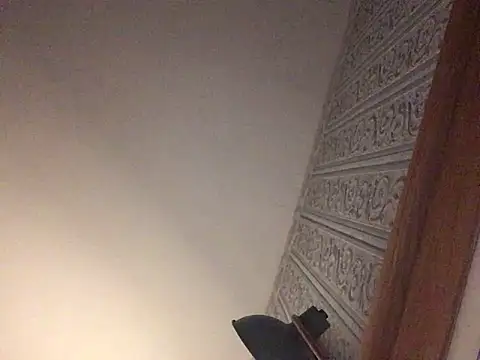 nolotymfcXo online show from May 15, 3:35 am