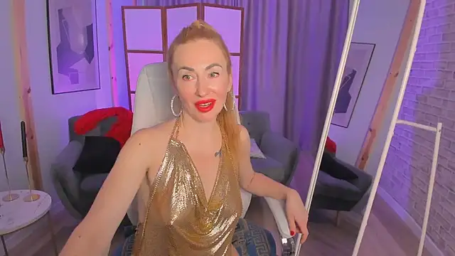 Snapshot of Lakshmi_lotus chatting on March 18, 10:25 am Lakshmi lotus online show from March 18, 10:25 am