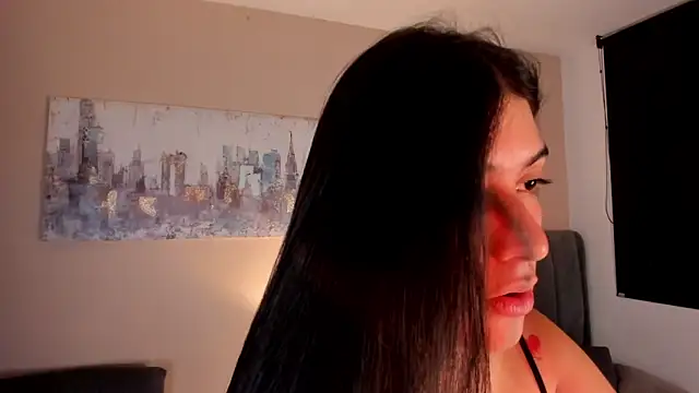 Snapshot of dakotaa__ chatting on December 20, 8:34 pm dakotaa online show from December 20, 8:34 pm