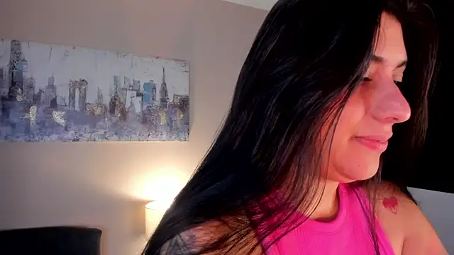 Snapshot of dakotaa__ chatting on December 21, 8:43 pm dakotaa online show from December 21, 8:43 pm