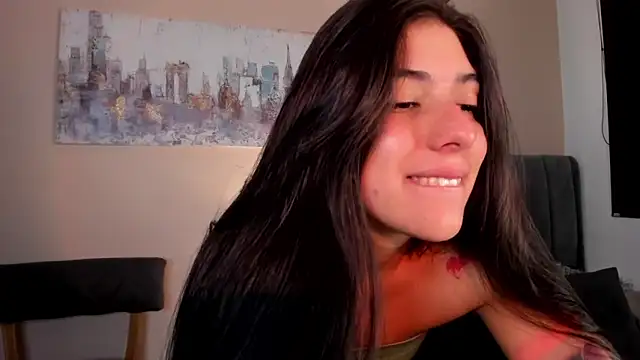 Snapshot of dakotaa__ chatting on December 28, 8:15 pm dakotaa online show from December 28, 8:15 pm