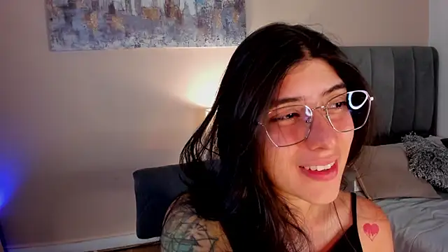 Snapshot of dakotaa__ chatting on February 8, 12:38 am dakotaa online show from February 8, 12:38 am