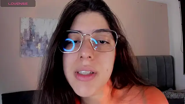 Snapshot of dakotaa__ chatting on February 18, 8:47 pm dakotaa online show from February 18, 8:47 pm