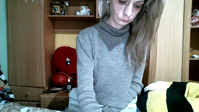 Snapshot of DennisXCaroll chatting on January 9, 1:35 pm DennisXCaroll online show from January 9, 1:35 pm
